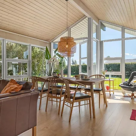 Ferienhaus Lovely In With Wifi